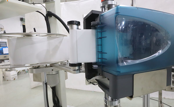 即时打印贴标机,打印贴标机,全自动贴标机生产厂家,高臻智能