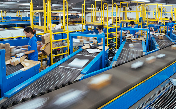 快递包裹分拣机,快递分拣机,物流快递分拣设备,高臻智能